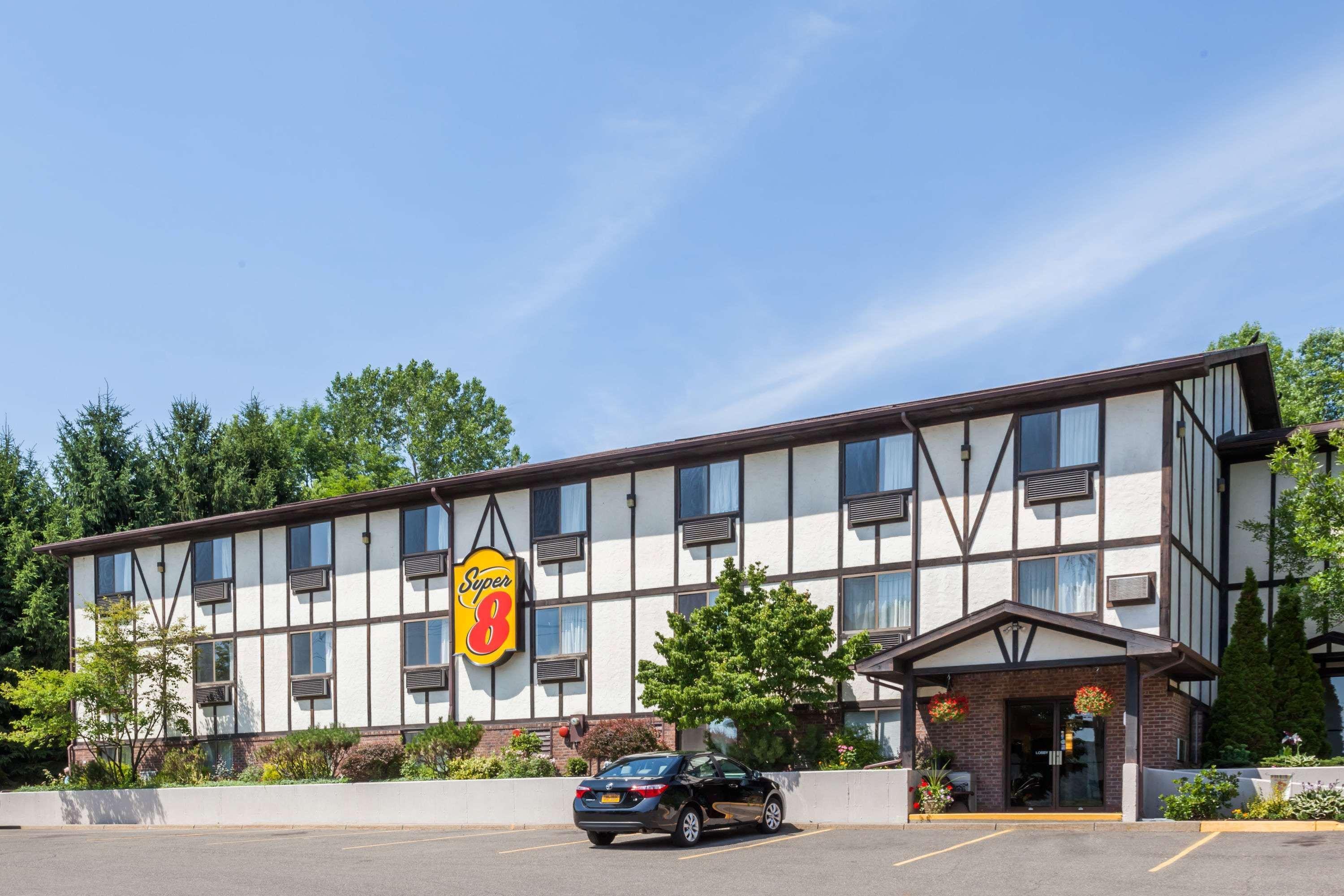 Готель Super 8 By Wyndham Norwich Екстер'єр фото